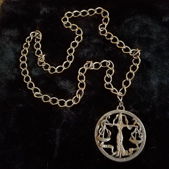 Vintage Zodiac Jewelry, 1960s Sign of Libra Pendant on Chain - Picture 2 of 6